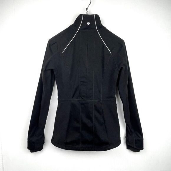 Lululemon Run Stay On Course Peplum Jacket Black Reflective 6 - Picture 7 of 10